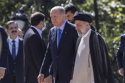 Erdoğan, İran Cumhurbaşkanı Reisi ile görüştü: “İslam dünyası, İsrail üzerinde baskıyı artırmalı”